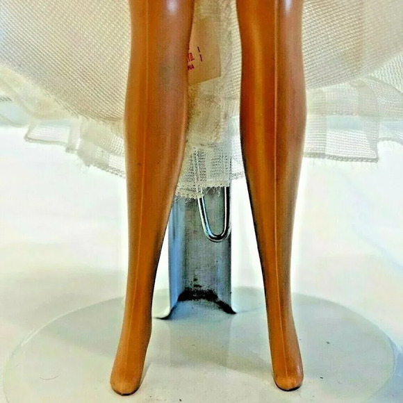 MATTEL BARBIE Doll Blond Hair Blue Eyes White Dress 12" Tall Used - Picture 6 of 11